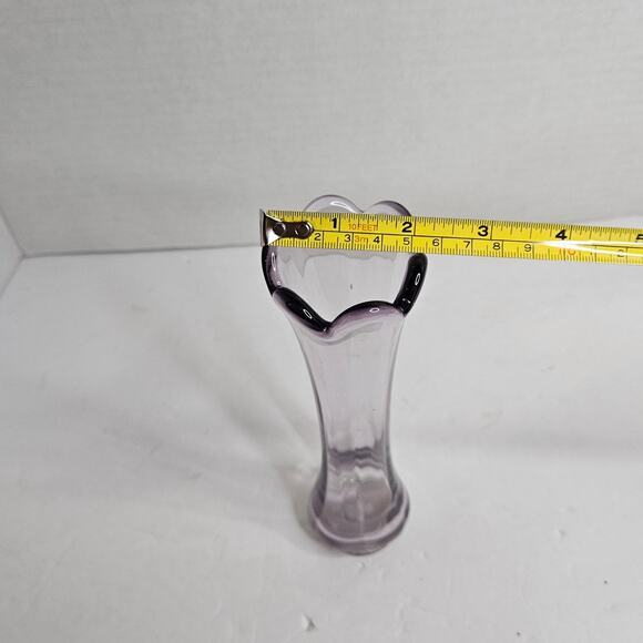 Vintage Amethyst Art Glass Ribbed Scalloped Swung Vase 8" tall 2" dia. Pontel - Picture 7 of 7